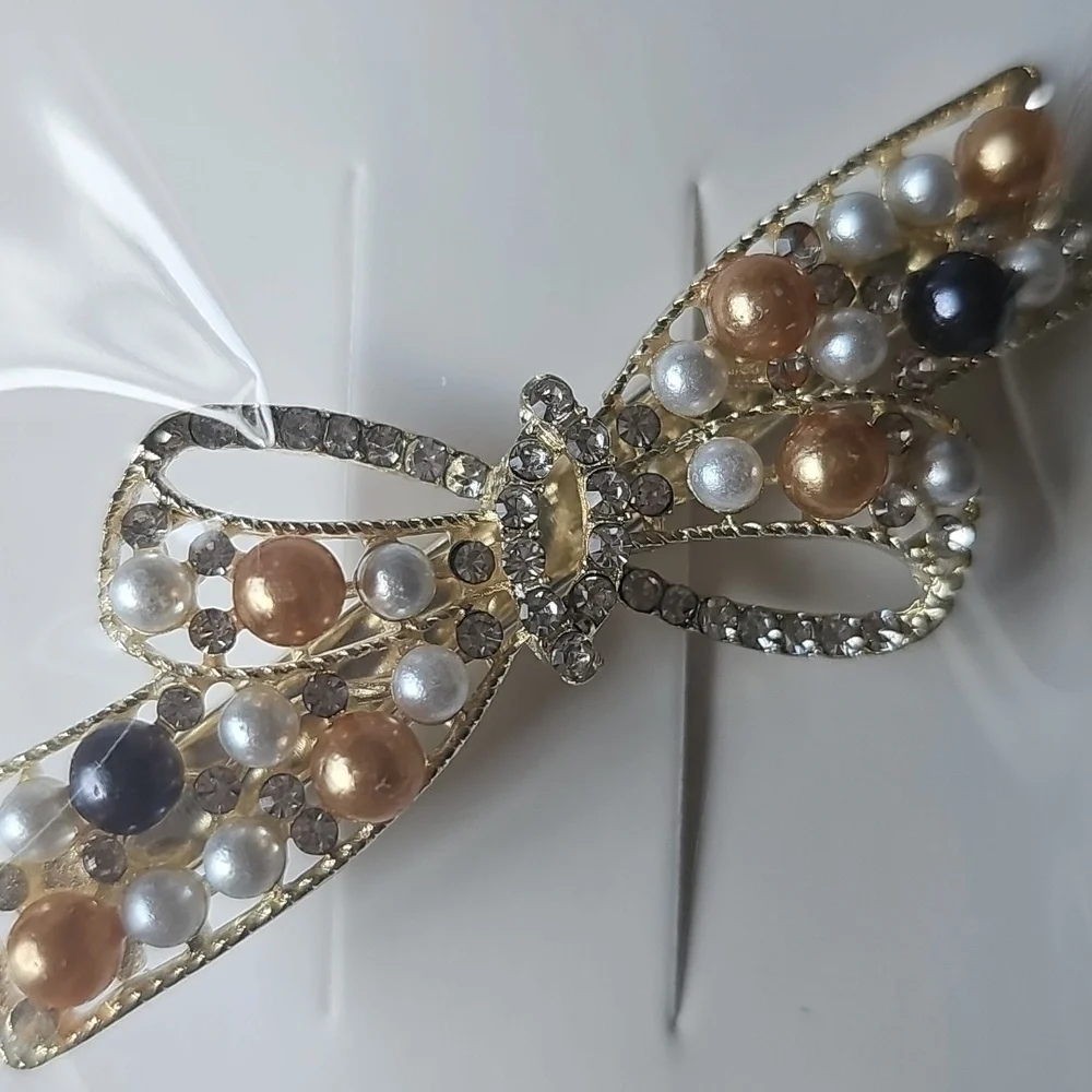 NIP Elegant Gold, Silver, Rhinestone And Pearl Bow Hair Claw Clip